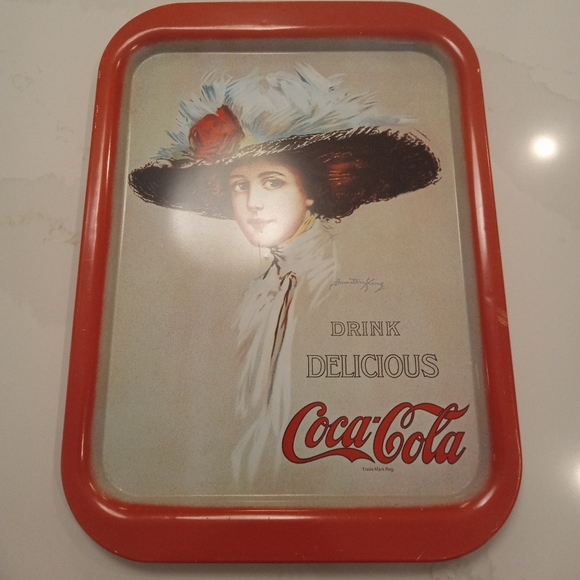 SET (2) of Vintage 1971 Coca Cola Metal Serving Trays - Picture 7 of 8